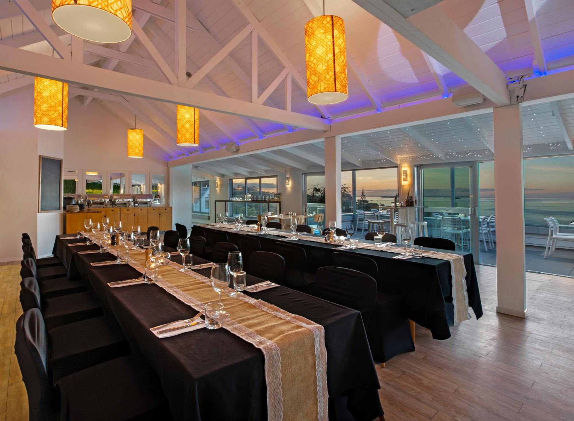 Waiheke Island Resort Conference & Accomodation Centre Ostend Exterior photo