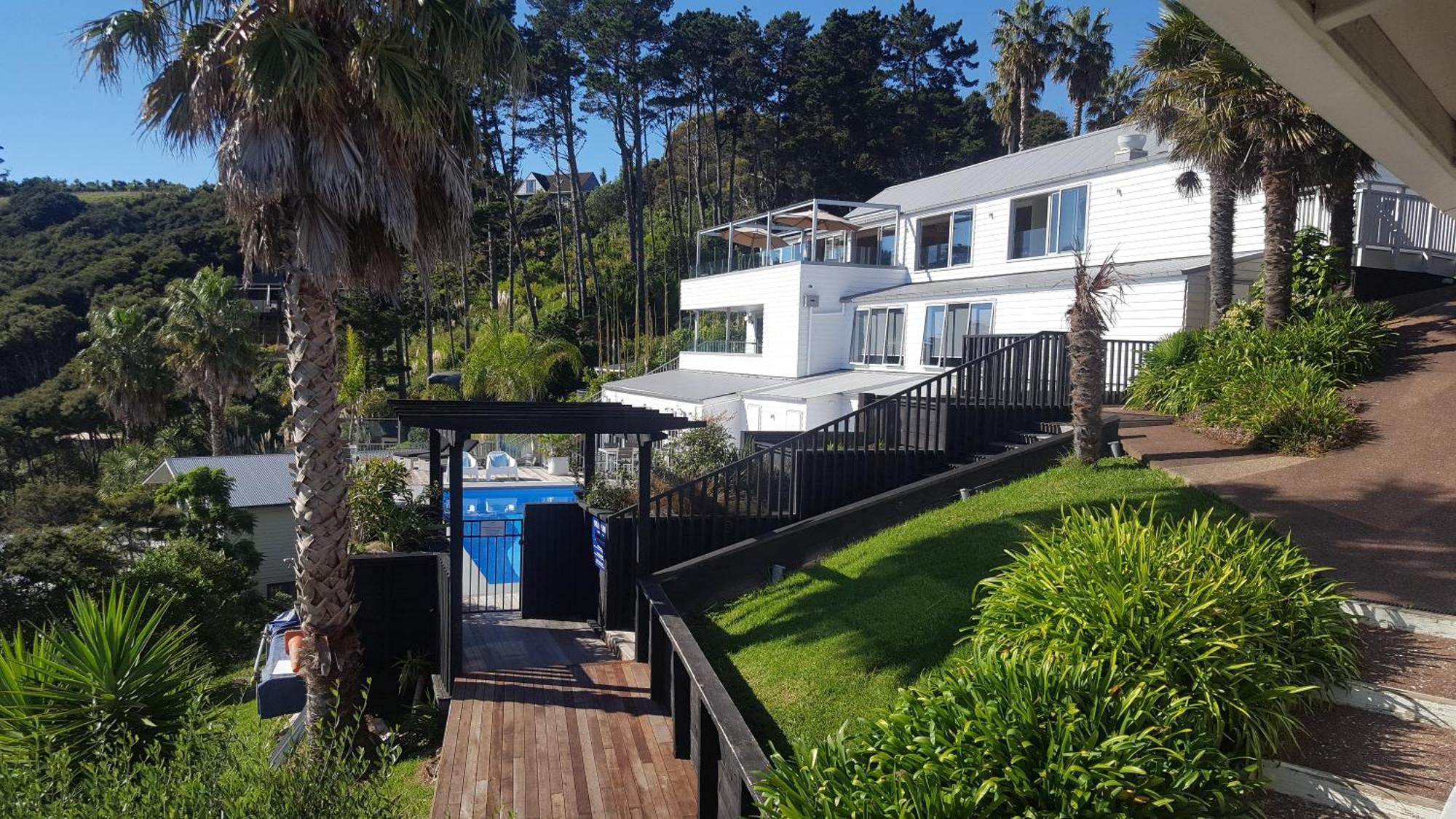 Waiheke Island Resort Conference & Accomodation Centre Ostend Exterior photo